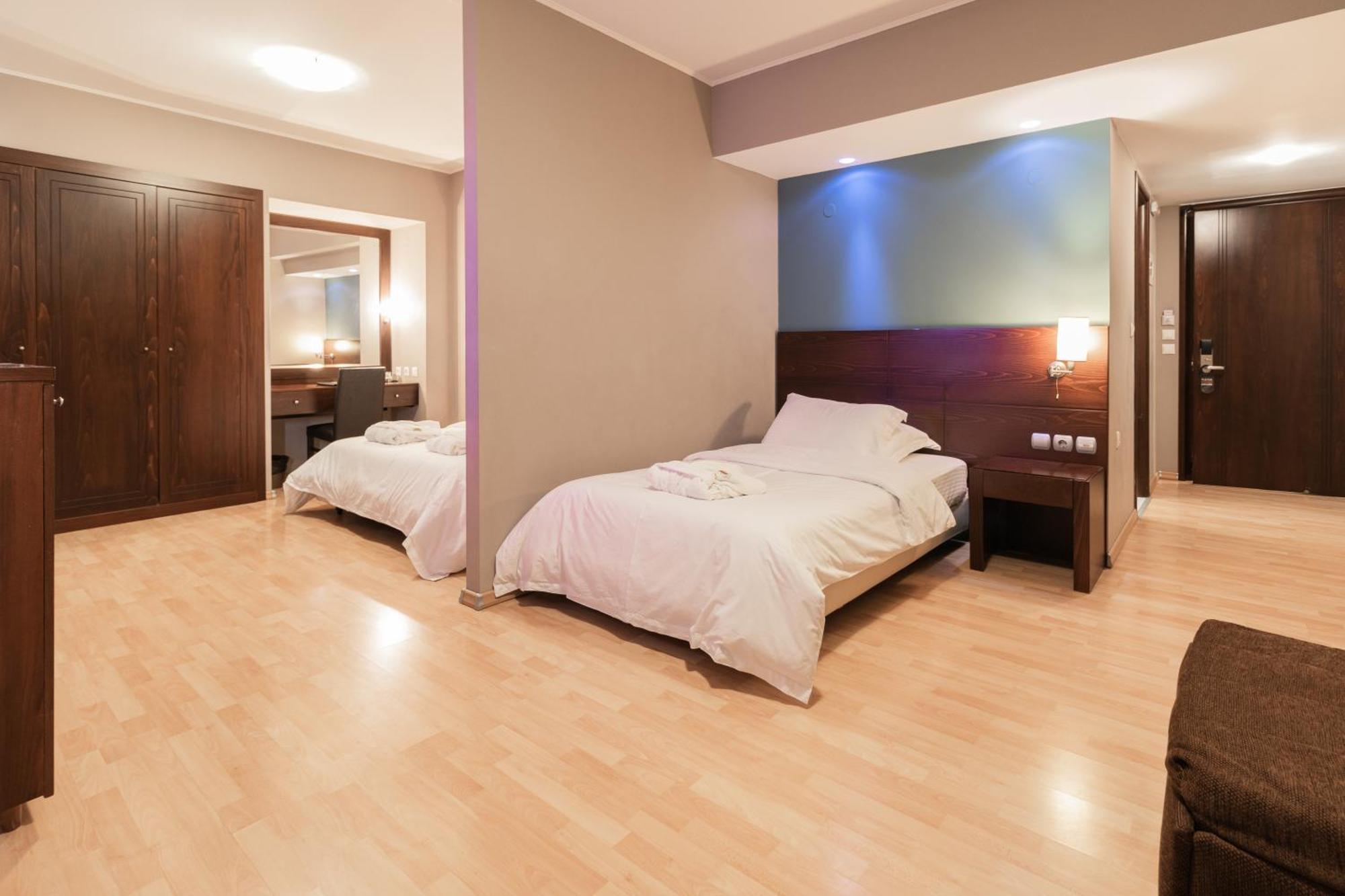 Flisvos Hotel 纳弗帕克托斯 外观 照片